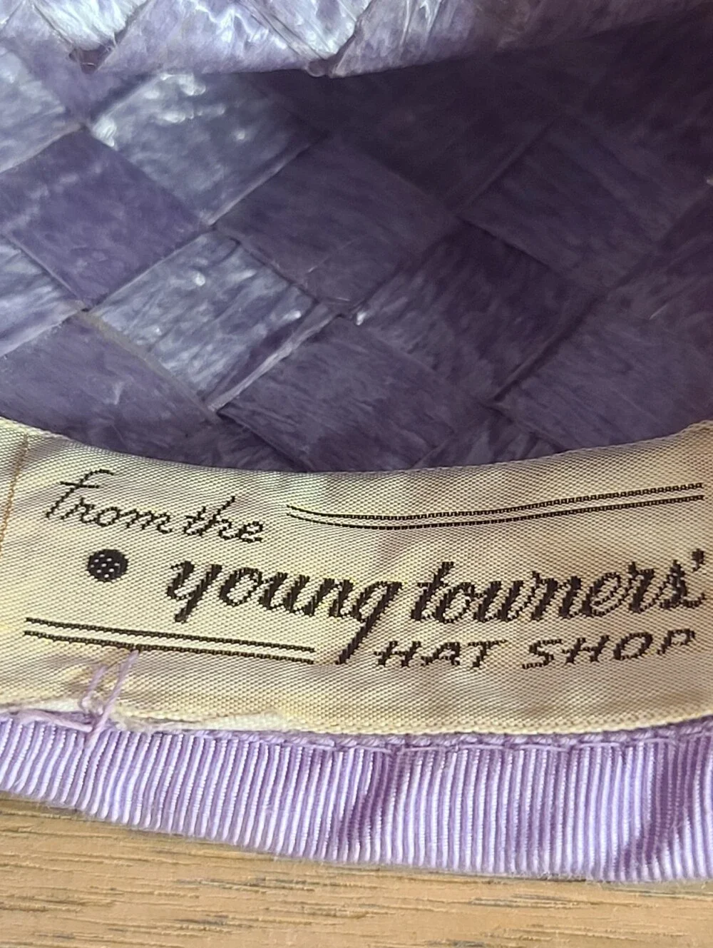 Vtg 1950s - 1960s Lavender Woven Pillbox Hat Ribbon Trim Young Towners Hat Shop